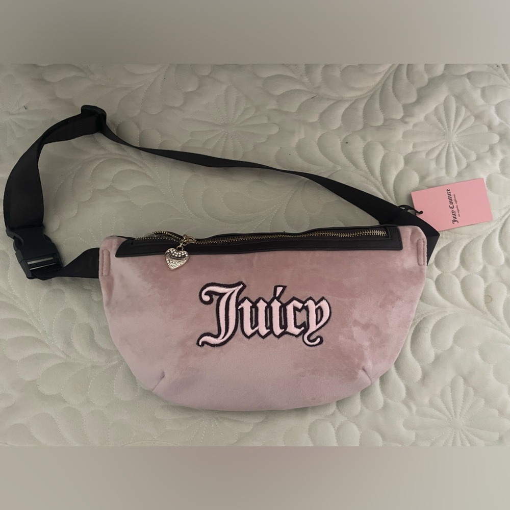 NWT Juicy Couture Y2K Suede Velour Fanny Pack Crossbody Belt Bag